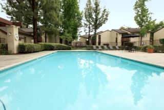 1256 Arrow Hwy, Upland CA  91786-4910 exterior