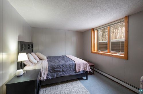 1001 30th St, Scanlon MN  55720-2823 exterior