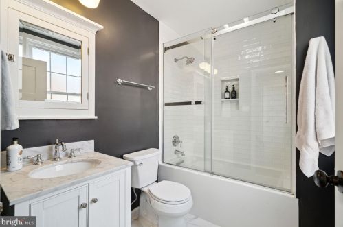 503 22nd St, Philadelphia PA  19146-1256 exterior