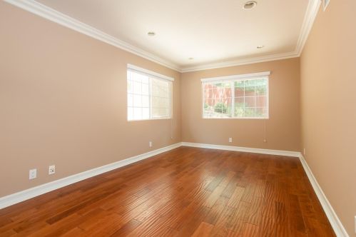 2411 Chevy Chase Dr, Glendale CA  91206-4525 exterior