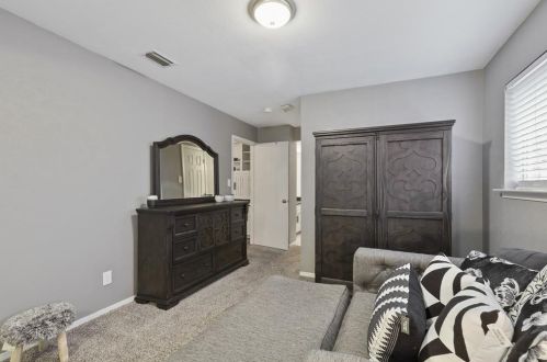 1413 Kingsbridge Dr, Garland TX 75040-3512 exterior