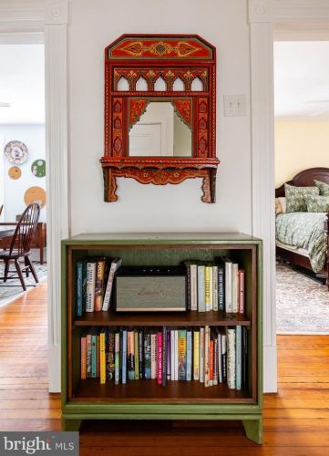 135 Warwick Rd, Tavistock NJ  08033-3706 exterior