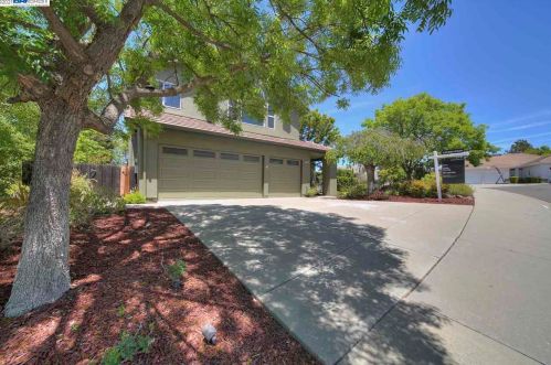 5405 Hopkins Ct, Pleasanton, CA 94566-7821