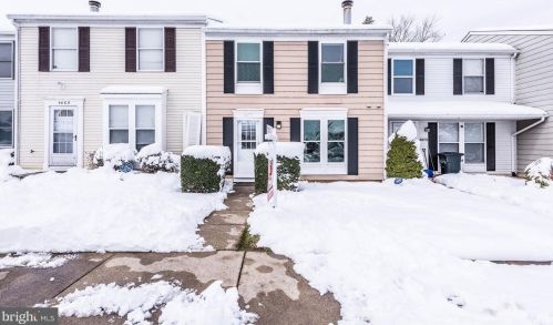 4671 Whitaker Pl, Woodbridge, VA 22193-3011