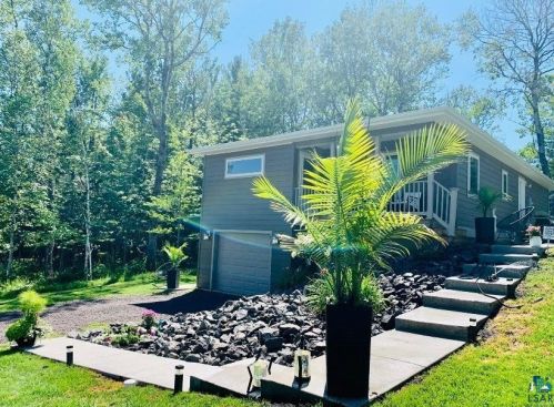 2927 Bald Eagle Trl, Duluth, MN 55804-1193