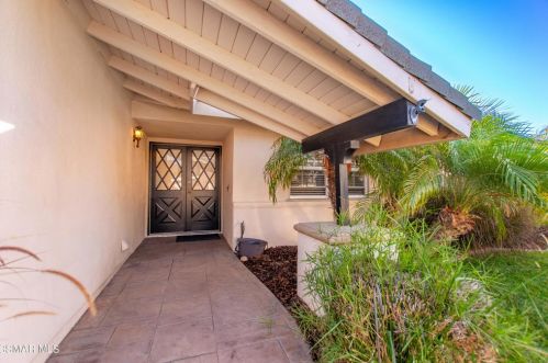 1776 Garvin Ave, Simi Valley, CA 93065-3738