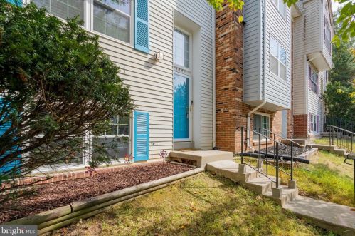 14087 Geraldine Ct, Woodbridge, VA 22193-2443