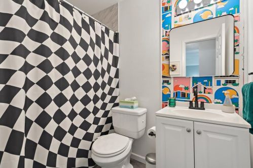 4802 Brassiewood Dr, Austin TX  78744-5107 exterior