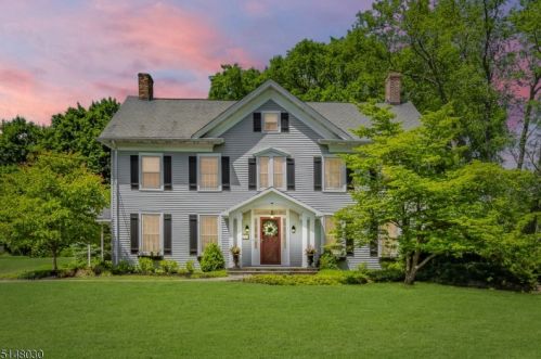 234 Old York Rd, Bridgewater, NJ 08807-2676