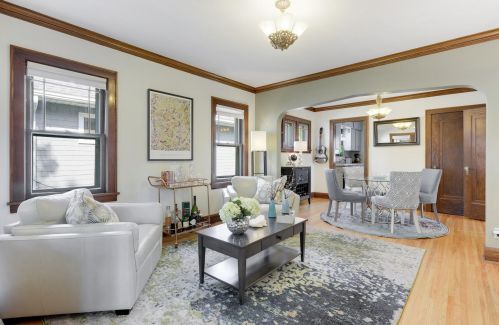 1267 Hubbard Ave, Saint Paul, MN 55104-1430