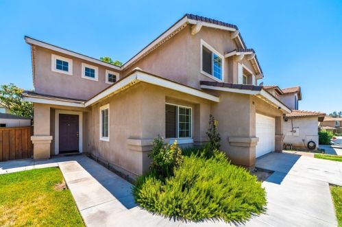 5198 Konic Ct, Riverside, CA 92509-6879