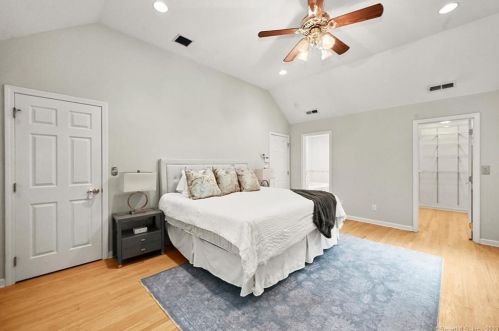 63 Turkey Roost Rd, Upper Stepney CT  06468-3127 exterior