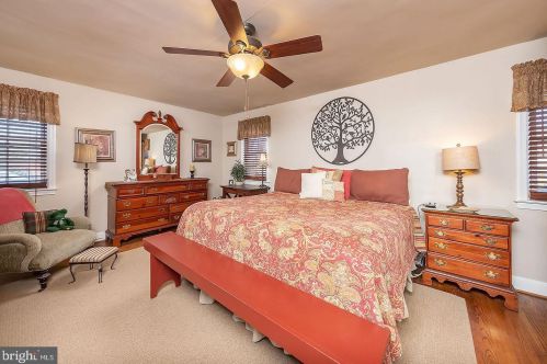 430 Princeton Rd, Tavistock NJ exterior