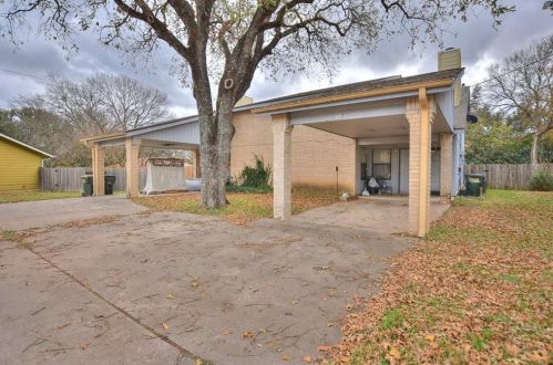 104 Verna Spur, Georgetown, TX 78628-2453