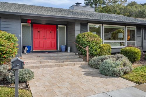3 Riviera Pl, San Rafael, CA 94901-1532