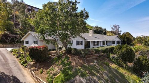 25033 Huron St, Loma Linda, CA 92354-3422
