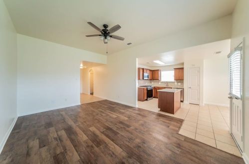 509 Noble Grove Ln, Fort Worth TX  76140-7535 exterior