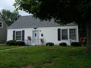 1816 Sweetbriar Ln, Springfield OH  45505-4326 exterior