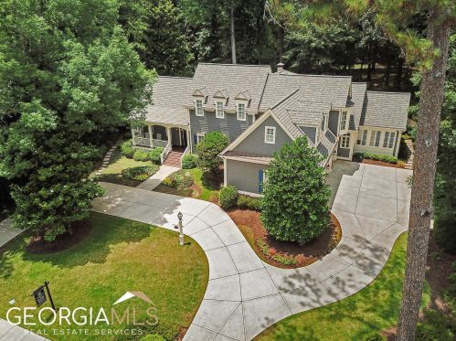 2990 Margaret Mitchell Dr, Atlanta GA  30327-1708 exterior