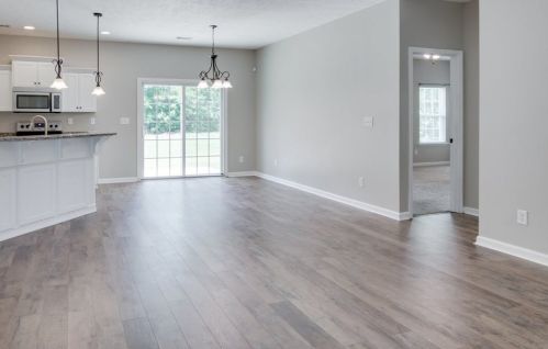 326 Foxchase Cir, North Augusta, SC 29860-8184