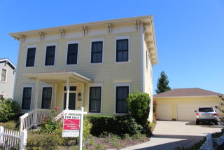 1039 Promenade St, Rodeo, CA 94547-2706