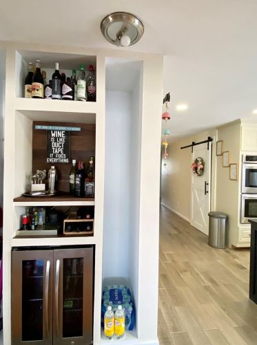 265 Shawnee Dr, Carol Stream IL  60188-1962 exterior