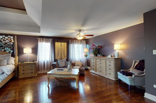 1026 Walter St, Lemont IL  60439-3975 exterior