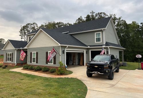 122 Creekside Trl, Forsyth, GA 31029-8057
