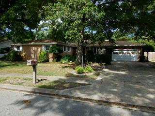 6816 Meadowlawn Dr, Norfolk, VA 23518-4946