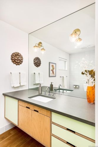 225 Clermont St, Denver CO  80246-1038 exterior