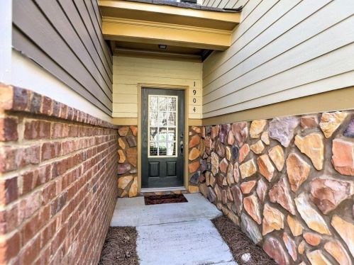 1904 Grenache Ln, Kennesaw, GA 30152-6771