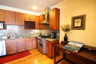 1410 Lombard St, San Francisco CA  94109-3112 exterior