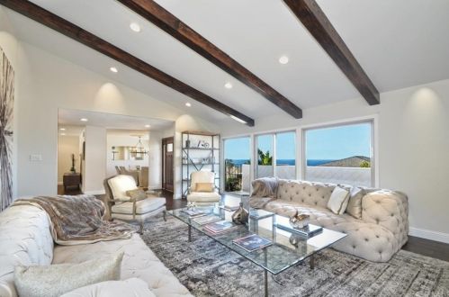 7168 Crest Rd, Palos Verdes Estates, CA 90275-4555