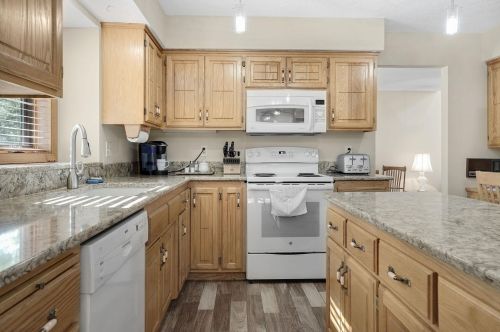 13176 Heritage Way, Saint Paul MN  55124-9465 exterior