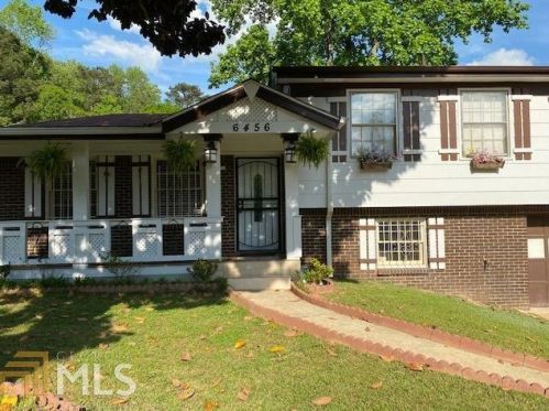 6456 Revena Dr, Morrow, GA 30260-2643
