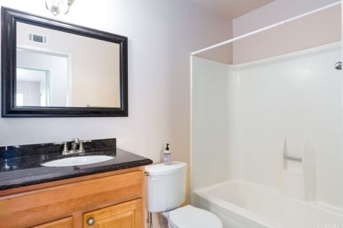 6219 Woodsboro Ave, Anaheim CA  92807-2346 exterior