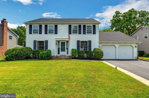 654 Southwick Rd, Somerdale, NJ 08083-2314