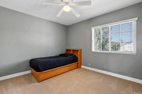 4 Campanero, Irvine CA  92620-1821 exterior