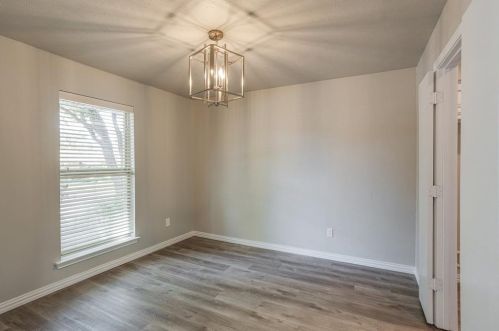 3712 Cemetery Hl Rd, Carrollton TX 75007-5651 exterior