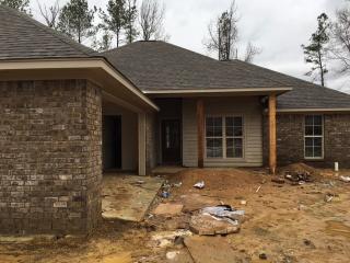 914 Timberton Dr, Jackson, MS 39208-8639