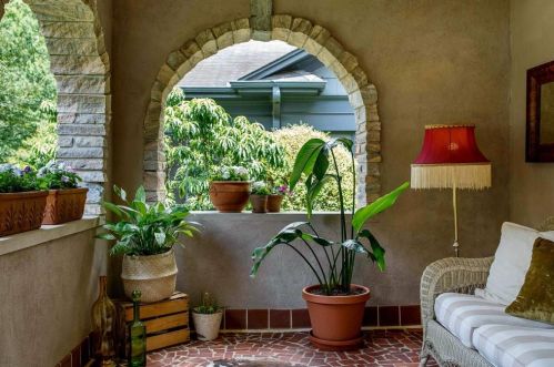 1217 Cameron Ct, Atlanta GA  30306-2621 exterior