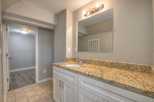 6140 Hillandale Dr, Atlanta GA  30349-4250 exterior