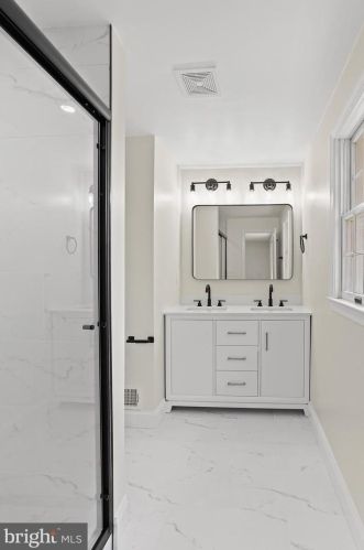 7612 Hammond Ave, Silver Spring MD 20912-7421 exterior