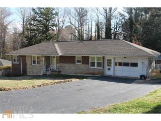 73 Seminole Dr, Toccoa, GA 30577-6326