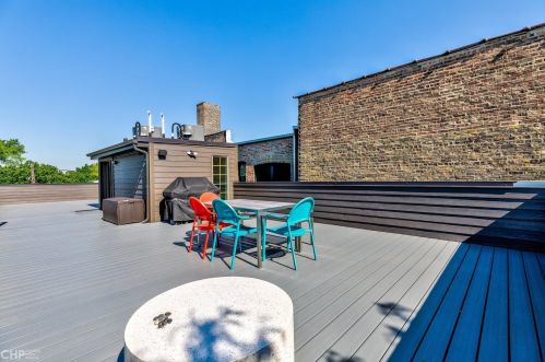 1736 Humboldt Blvd, Chicago IL  60647-5001 exterior