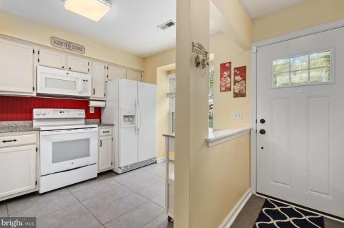 9649 Stirling Bridge Dr, Columbia MD  21046-1938 exterior