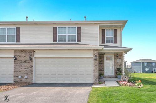 1416 Somerset Dr, Sollitt, IL 60401-3388