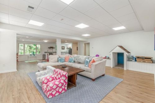 854 Carlton Rdg, Atlanta GA  30342-4340 exterior