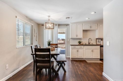 7548 Sundance Dr, Riverside CA  92509-5420 exterior