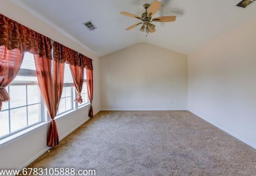 8330 Grenadier Trl, Suwanee GA  30024-1674 exterior